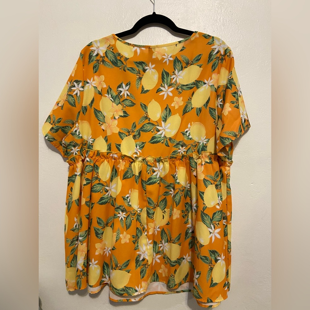 Emery Rose Floral Lemon Print Women's Top 2XL